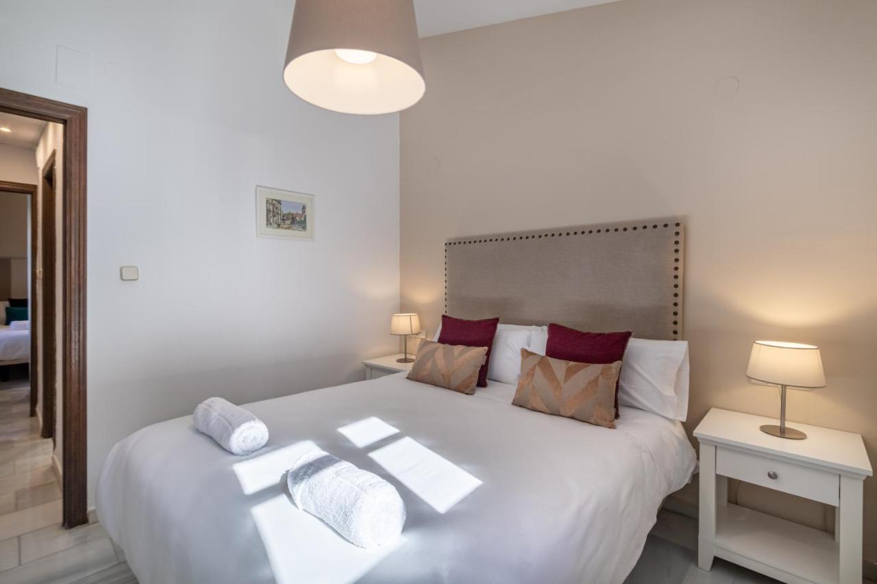 Bns Dauro Suites Granada Esterno foto